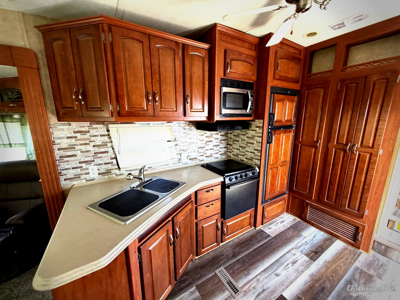 2011 SunnyBrook Bristol Bay 3455CK Photo 12