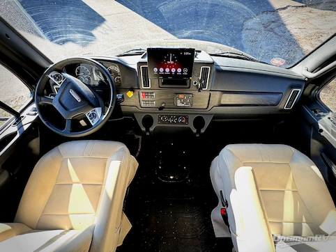 2025 Entegra Accolade 37M RV Photo 2