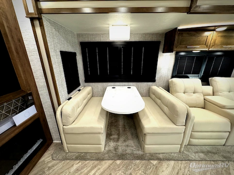 2025 Entegra Accolade 37M RV Photo 3