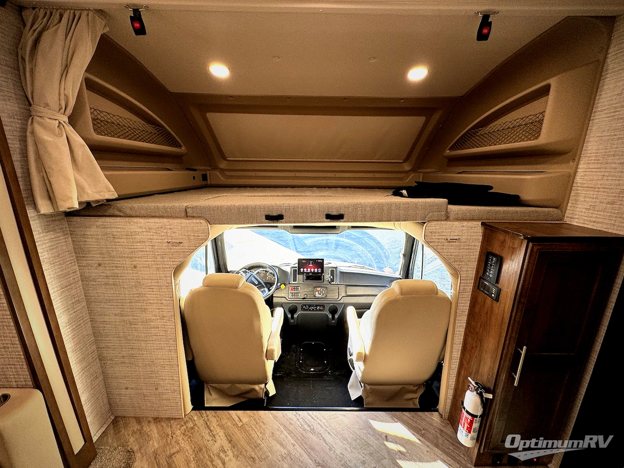 2025 Entegra Accolade 37M Photo 10