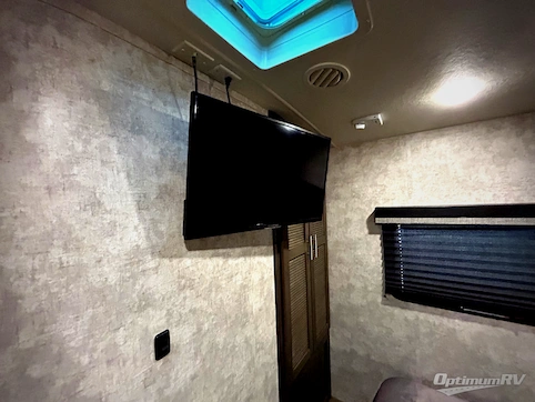 2018 Highland Ridge Open Range Light LT275RLS RV Photo 3