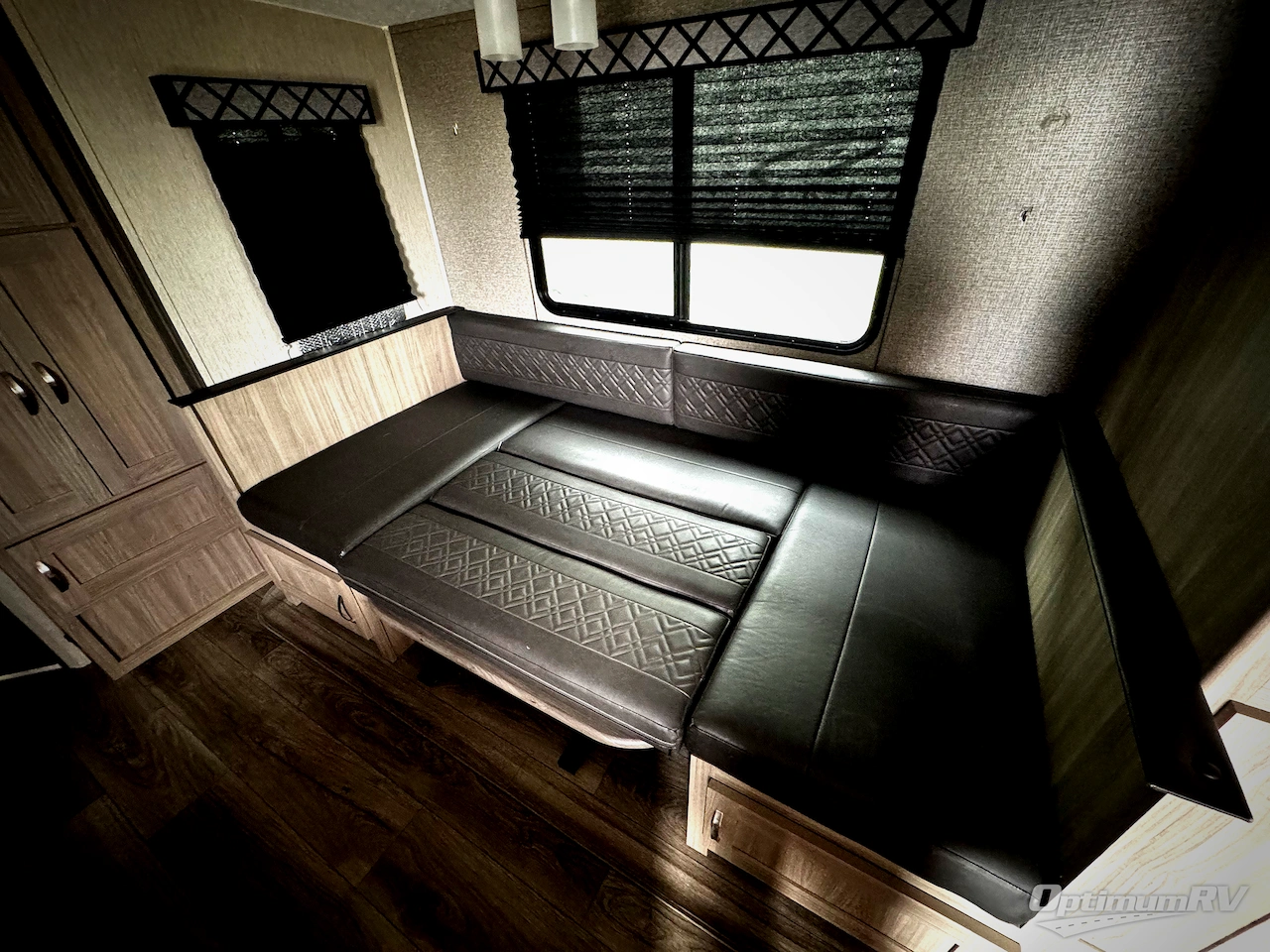 2021 Coachmen Freedom Express Ultra Lite 238BHS Photo 7