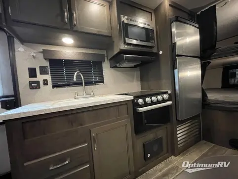 2021 Jayco Jay Flight SLX 8 224BH RV Photo 3