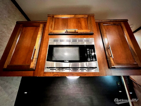 2018 Jayco Eagle HT 27.5RLTS RV Photo 2