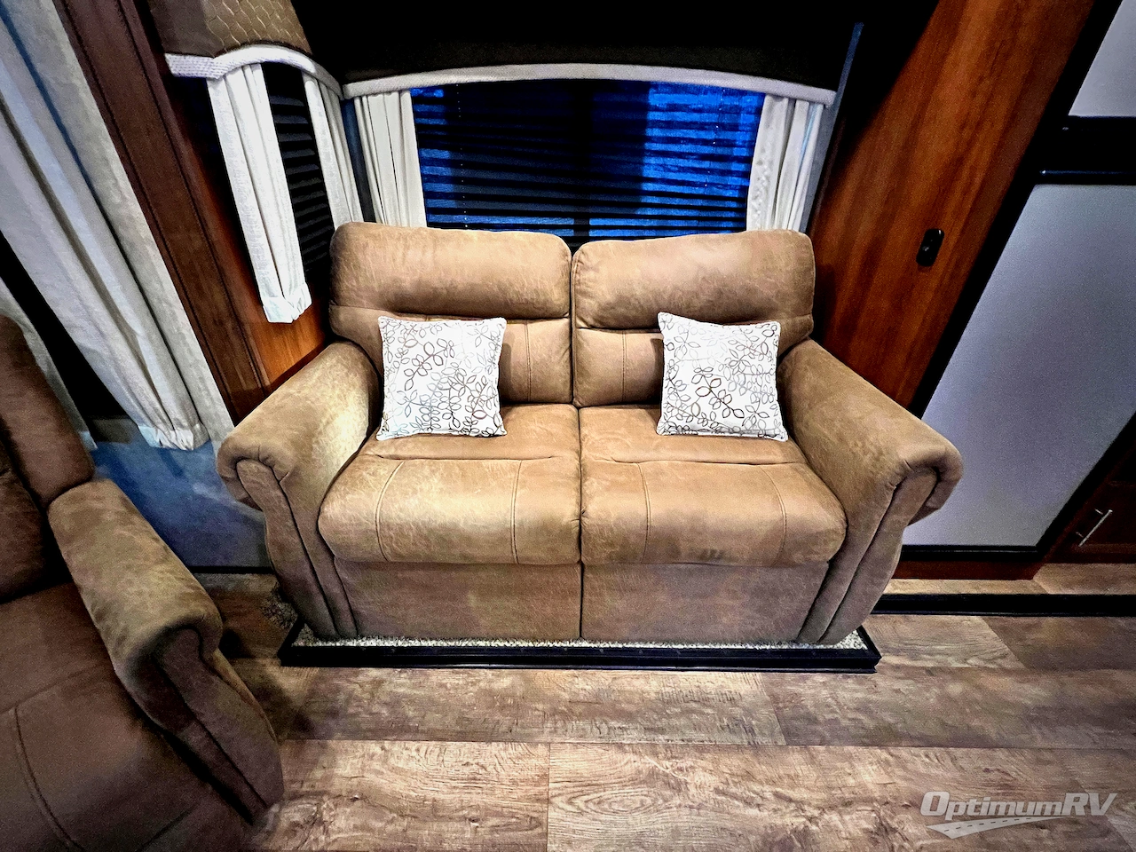 2018 Jayco Eagle HT 27.5RLTS Photo 9