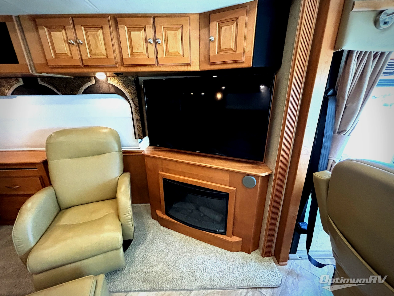 2016 Itasca Suncruiser 38Q Photo 8