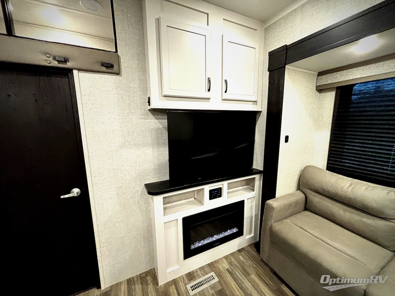 2024 Jayco Seismic 395 Photo 18