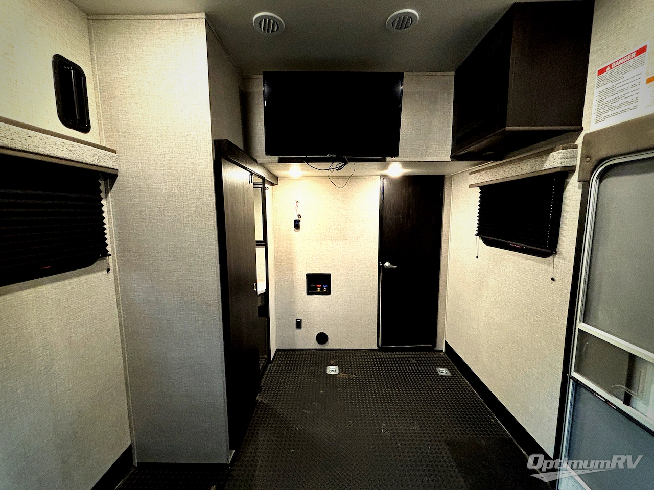 2024 Jayco Seismic 395 Photo 21