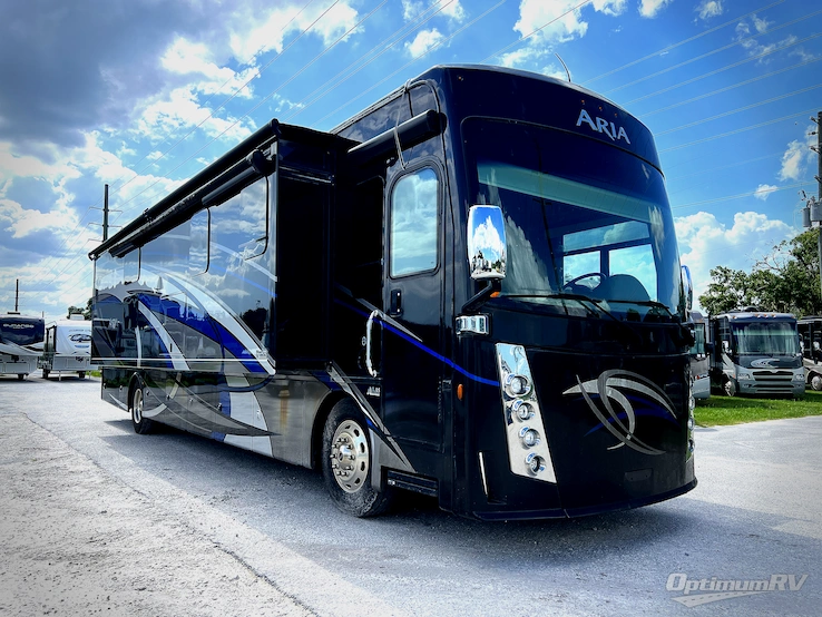 2019 Thor Aria 4000 RV Photo 1