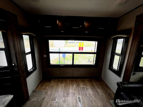 2020 Jayco Eagle HT 27.5RLTS RV Photo 2