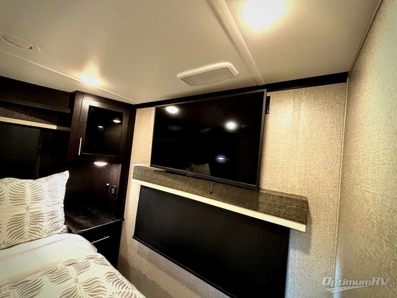 2021 Jayco Seismic 4113 Photo 9