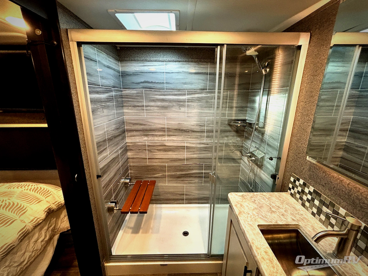 2021 Jayco Seismic 4113 Photo 11