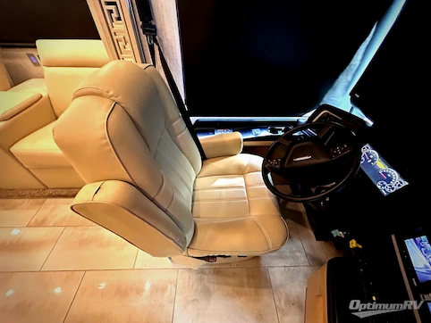 2022 Newmar Ventana 4369 RV Photo 2
