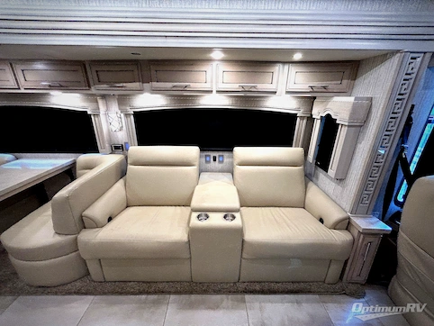 2022 Newmar Ventana 4369 RV Photo 3