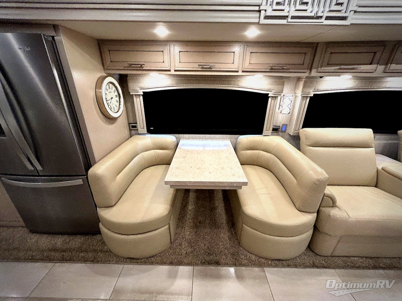 2022 Newmar Ventana 4369 Photo 14