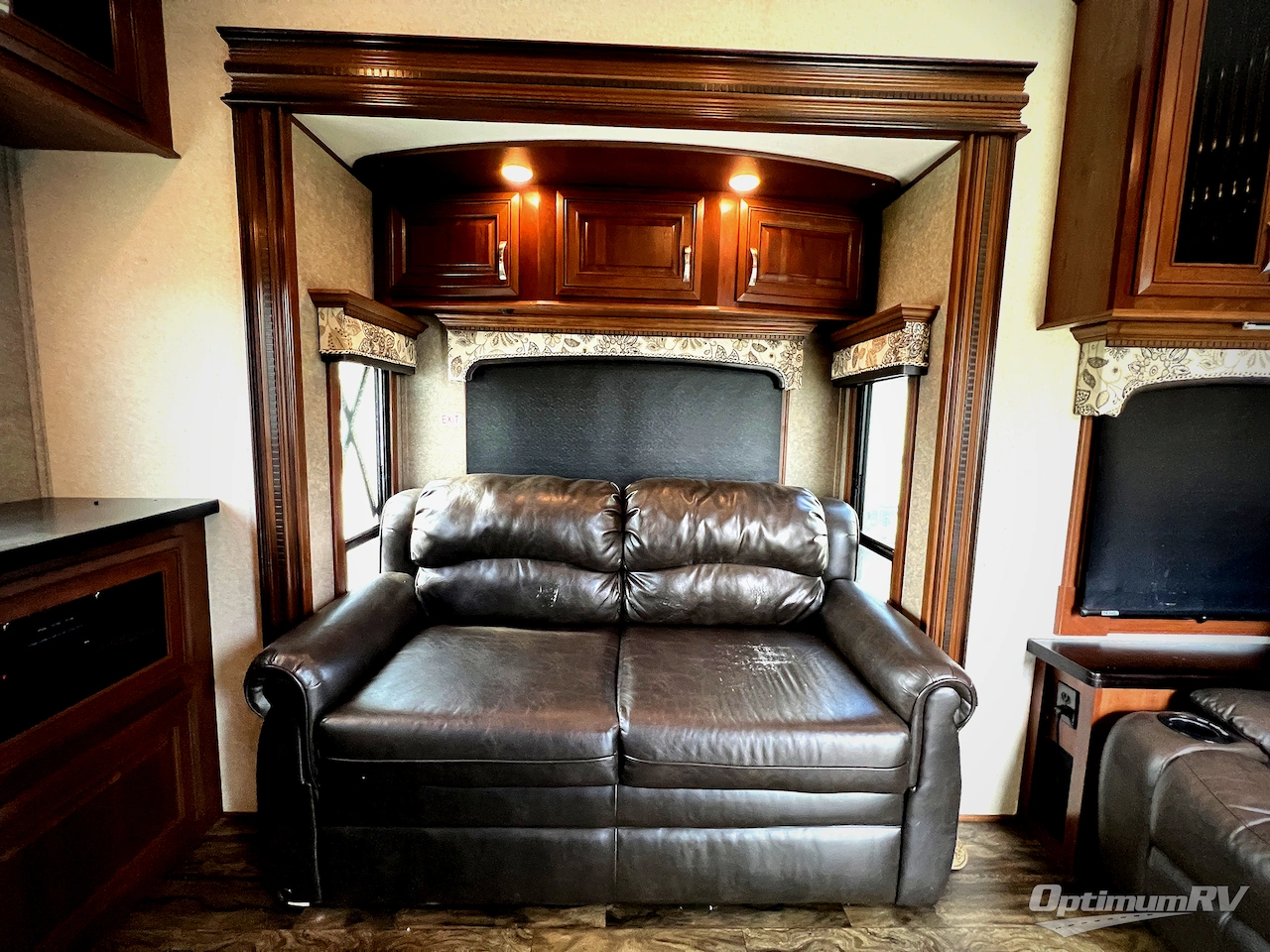 2017 Jayco Pinnacle 38REFS Photo 6