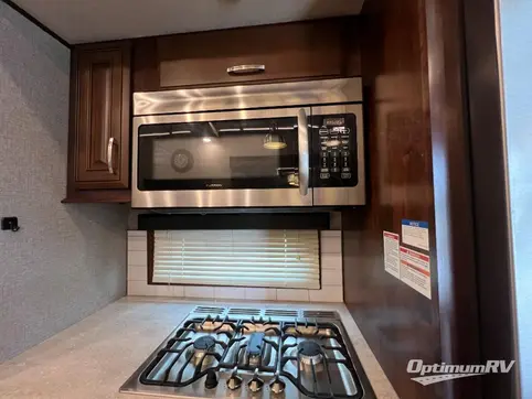 2019 Jayco Pinnacle 38REFS RV Photo 3