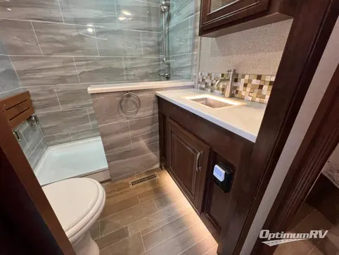 2019 Jayco Pinnacle 38REFS RV Photo 4
