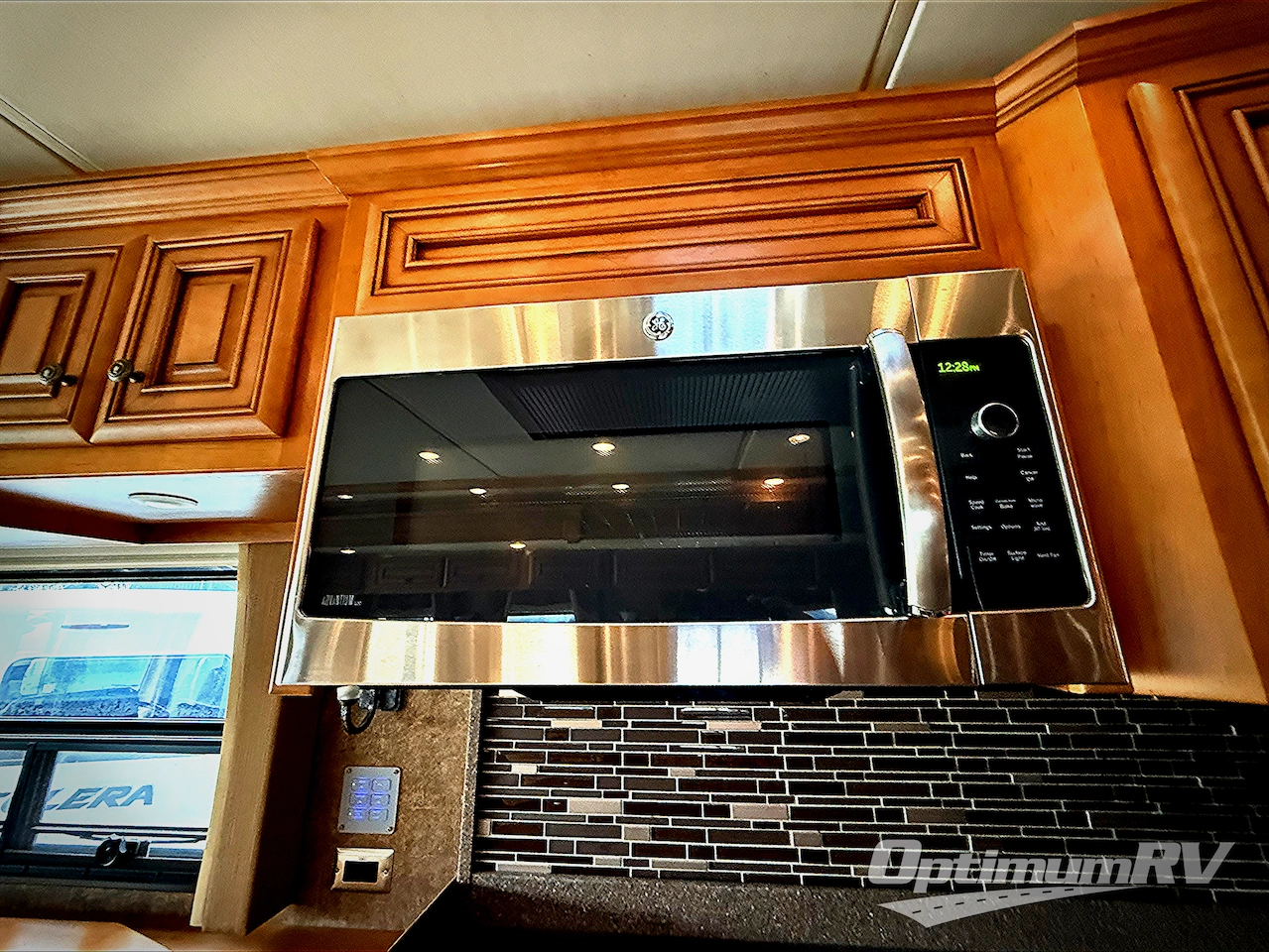2014 Newmar Dutch Star 4369 Photo 13