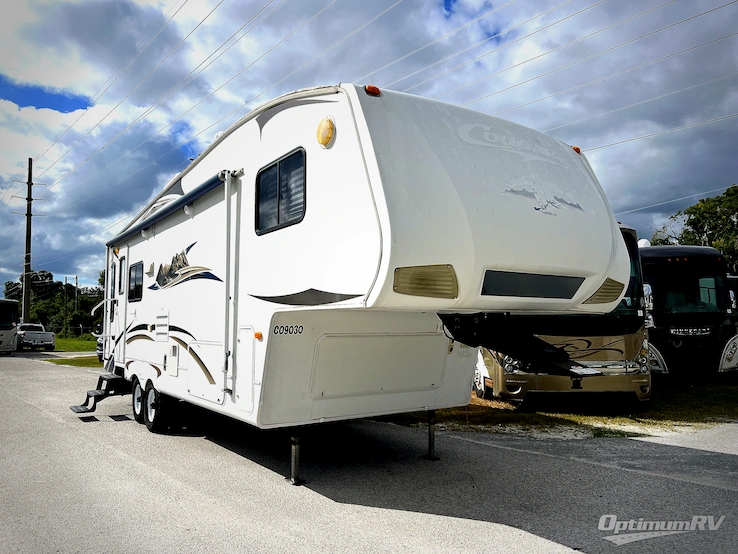 2009 Keystone Cougar 276RLS RV Photo 1