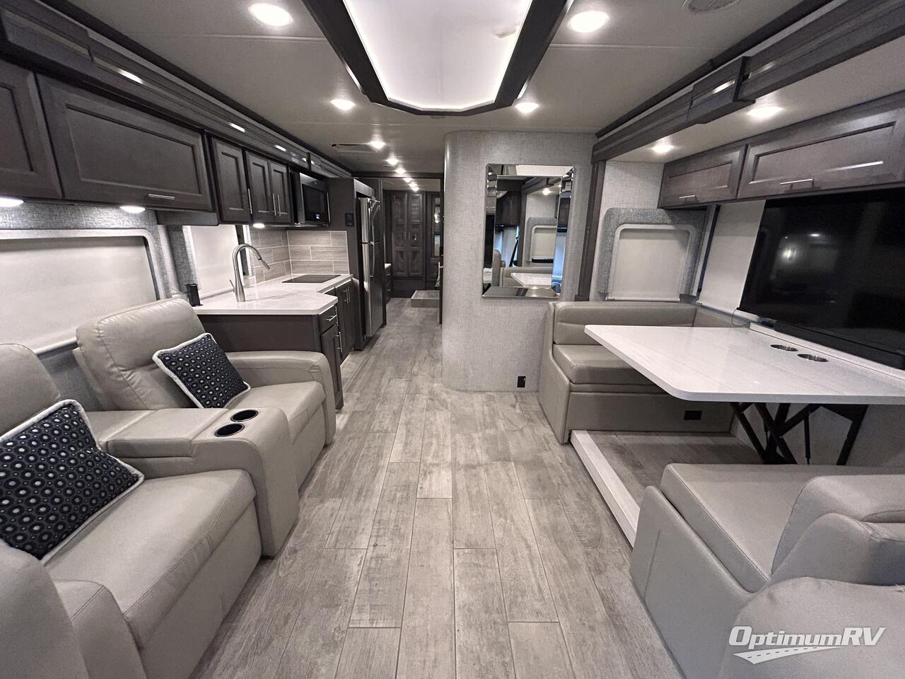 2022 Thor Aria 3401 Photo 5