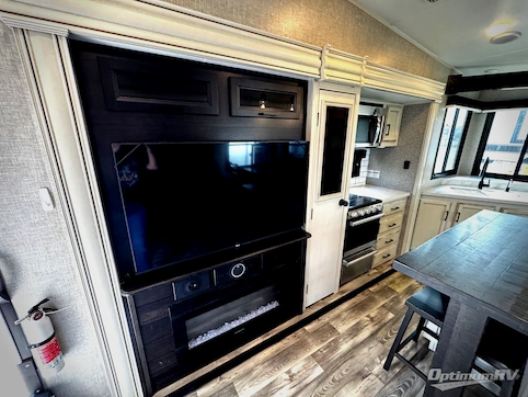 2023 Jayco Eagle 319MLOK RV Photo 2