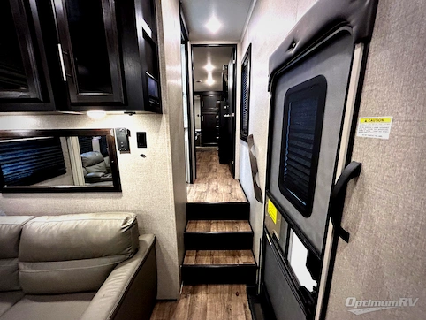 2020 Jayco Eagle 319MLOK RV Photo 2