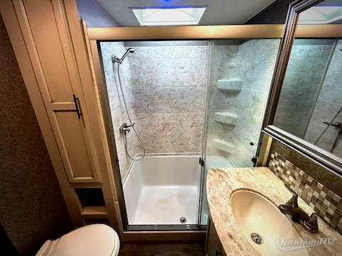 2020 Jayco Eagle 319MLOK RV Photo 3