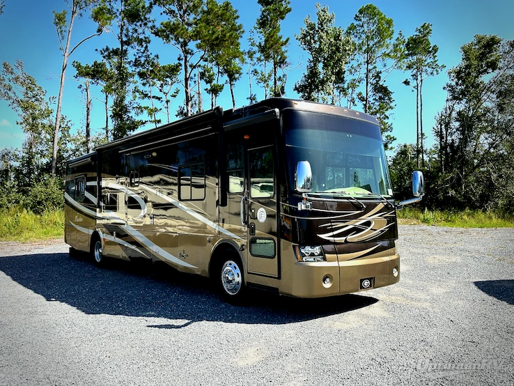 2010 Tiffin Phaeton 40QTH RV Photo 1