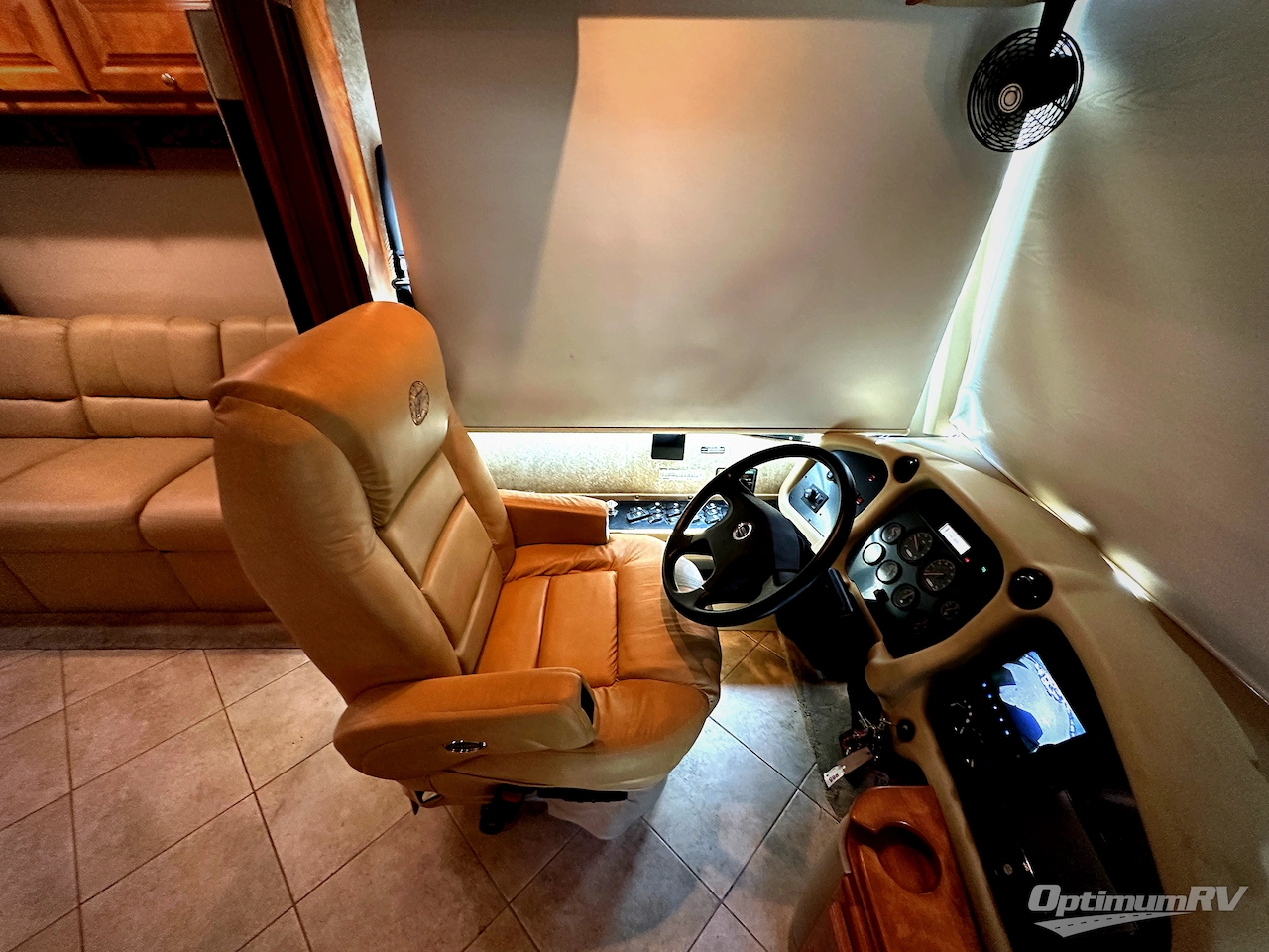 2010 Tiffin Phaeton 40QTH Photo 4