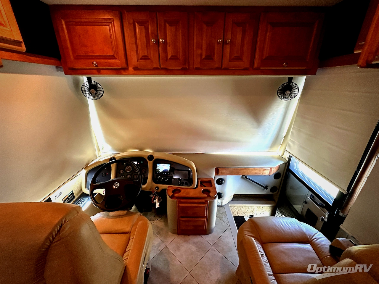 2010 Tiffin Phaeton 40QTH Photo 6