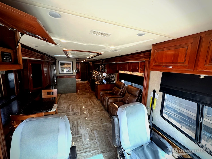 2012 Fleetwood Discovery 40X RV Photo 1