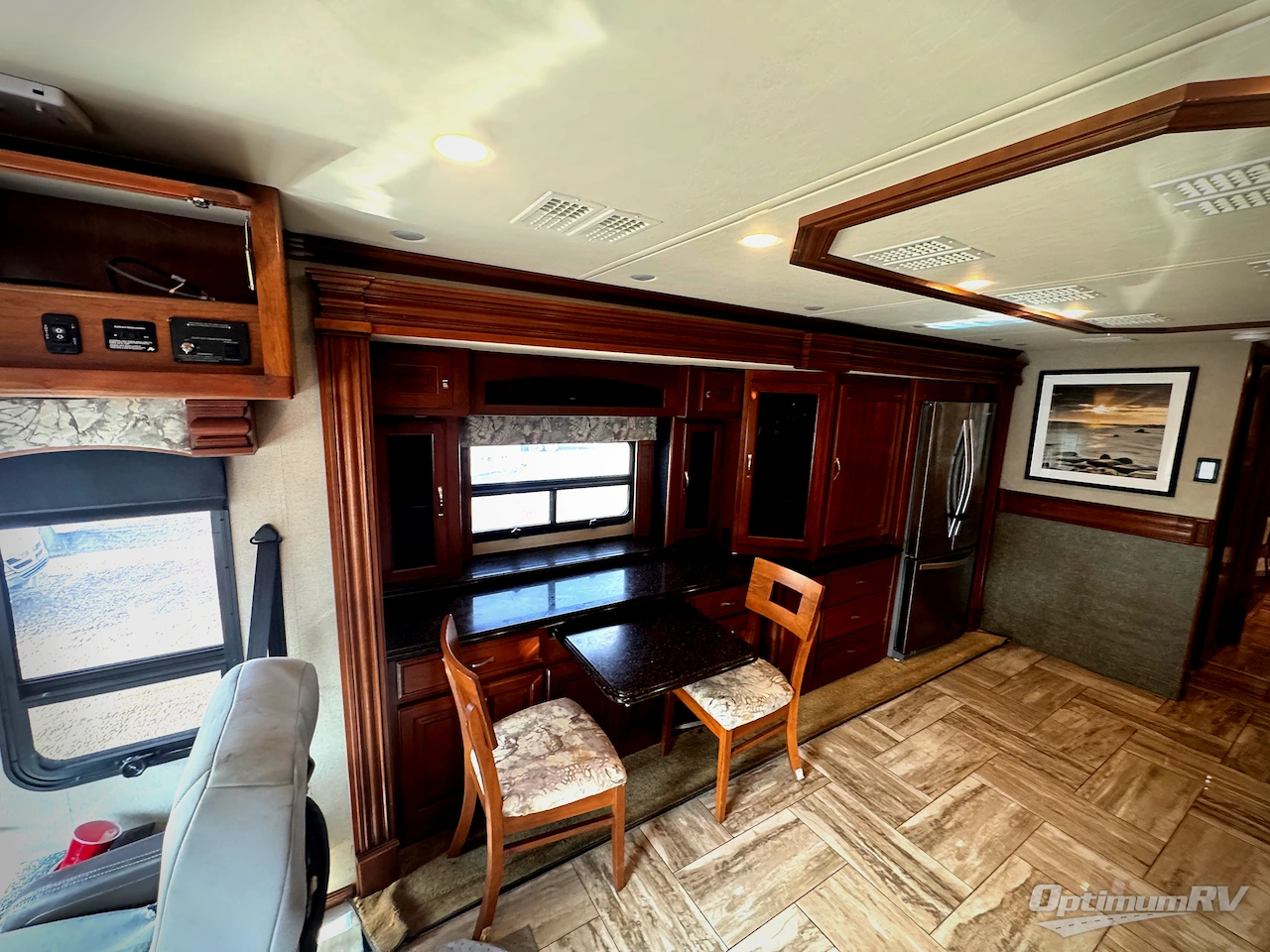 2012 Fleetwood Discovery 40X Photo 2