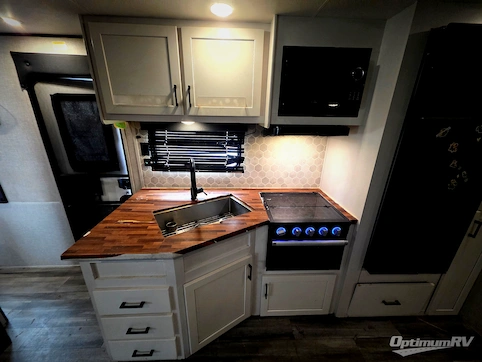 2024 Jayco Jay Flight 324BDS RV Photo 3