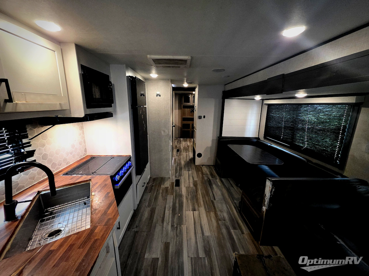 2024 Jayco Jay Flight 324BDS Photo 4