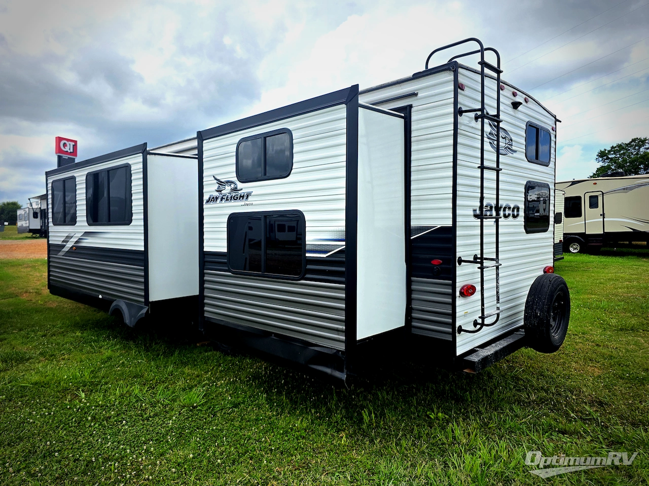 2024 Jayco Jay Flight 324BDS Photo 3