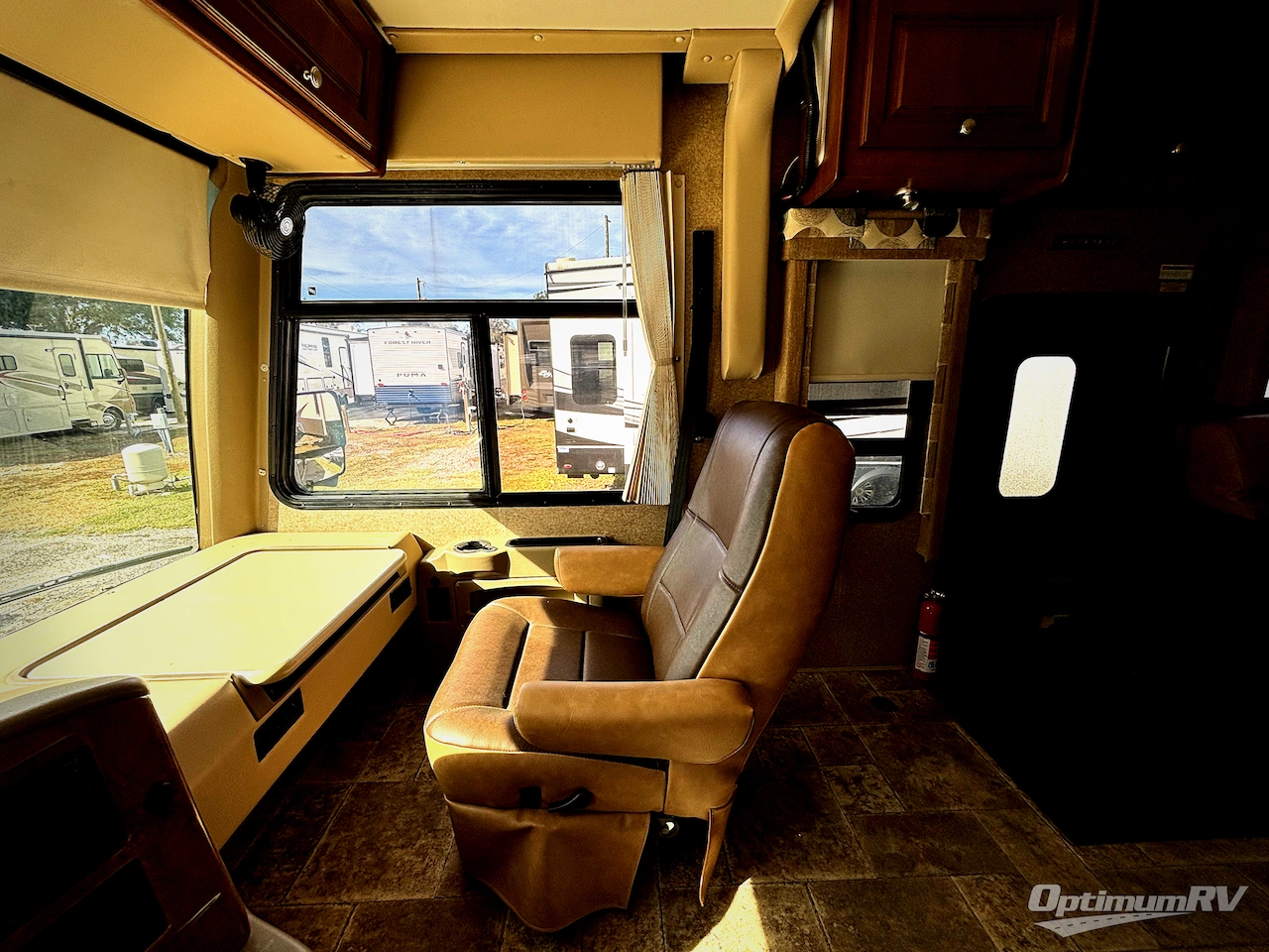 2014 Thor Palazzo 33 2 Photo 6