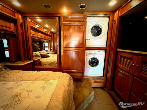 2014 Tiffin Phaeton 40QTH RV Photo 4
