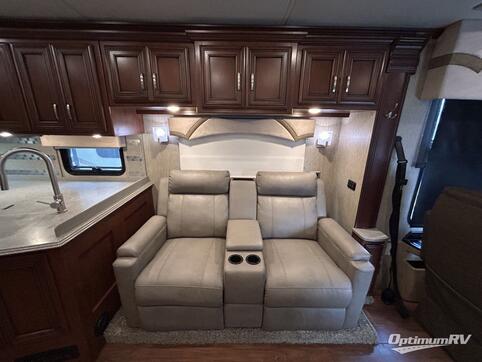 2016 Newmar Ventana LE 3436 RV Photo 3