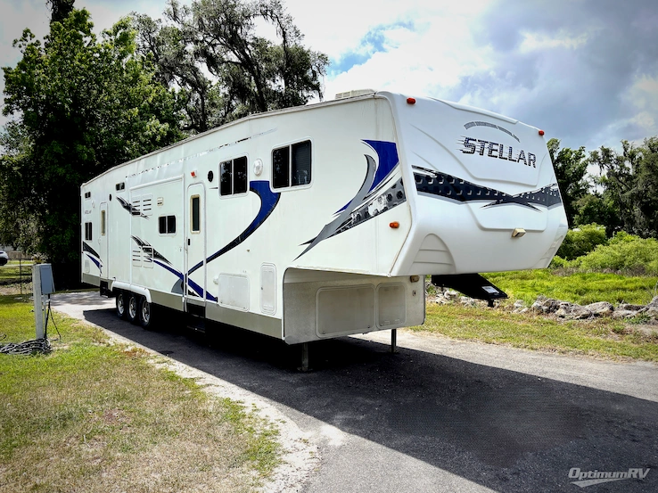 2008 Eclipse Stellar F40TXSG RV Photo 1