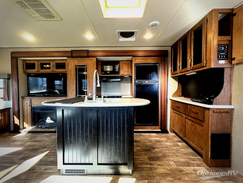 2017 Grand Design Reflection 313RLTS RV Photo 3