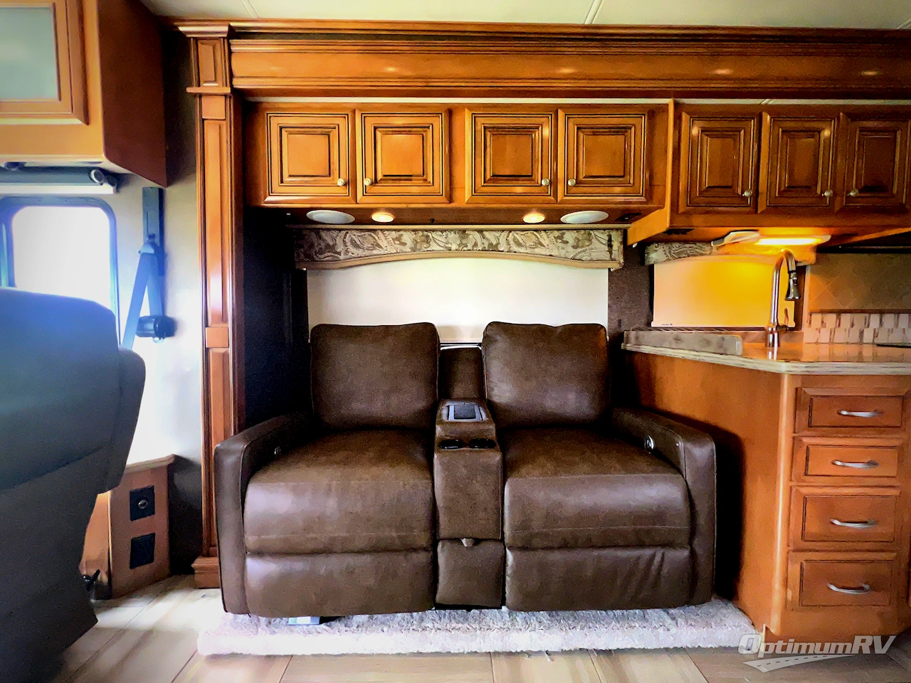 2015 Thor Tuscany 40DX Photo 8