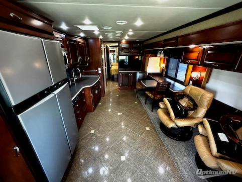 2011 Newmar Ventana 3433 RV Photo 2