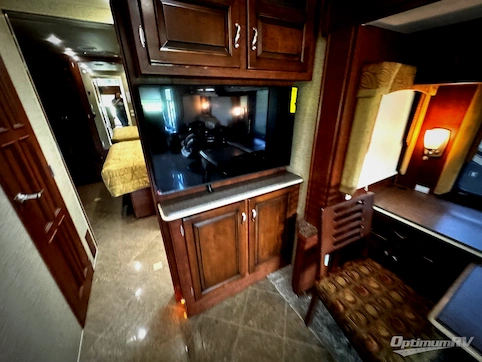 2011 Newmar Ventana 3433 RV Photo 3