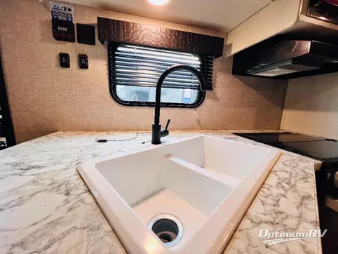2022 Jayco Jay Flight SLX 8 267BHS RV Photo 3