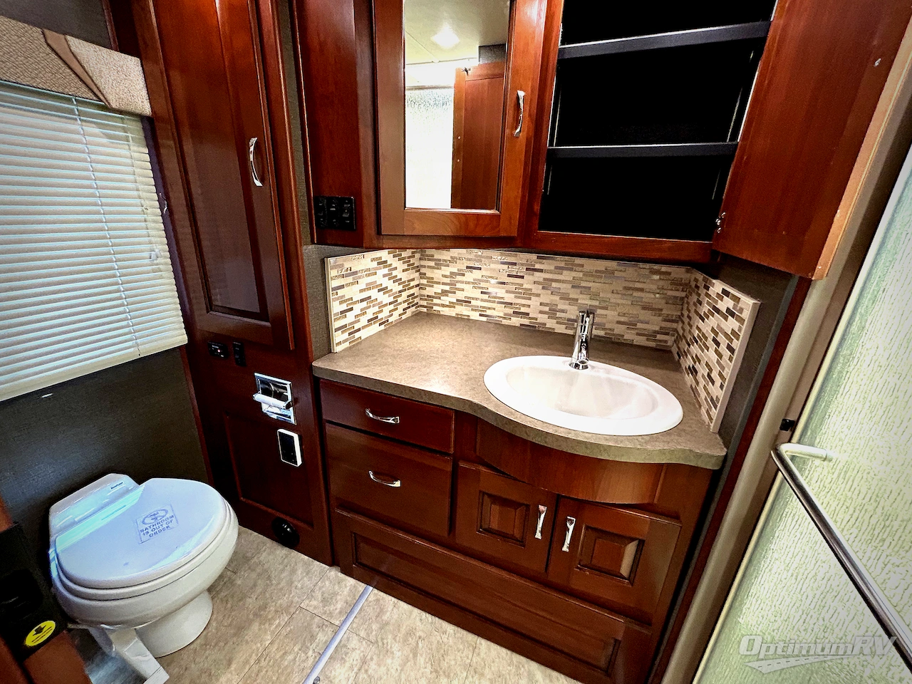 2016 Fleetwood Excursion 36K Photo 20
