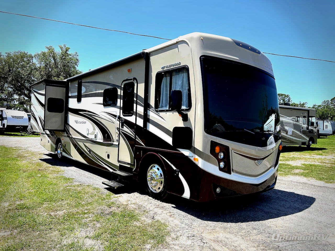 2016 Fleetwood Excursion 36K Photo 1