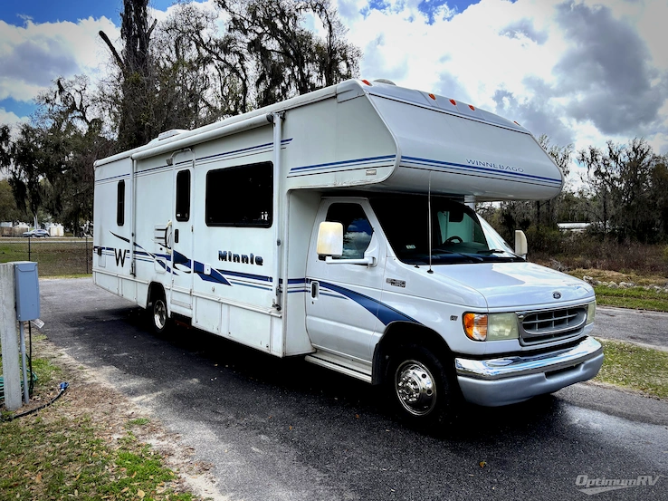 2003 Winnebago Minnie Winnie 329B RV Photo 1