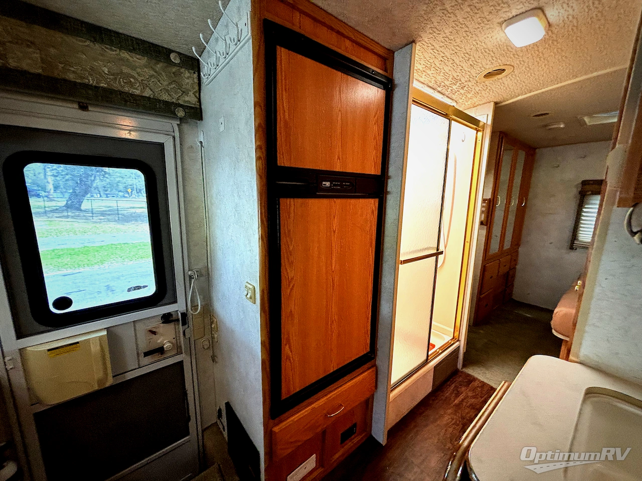 2003 Winnebago Minnie Winnie 329B Photo 13