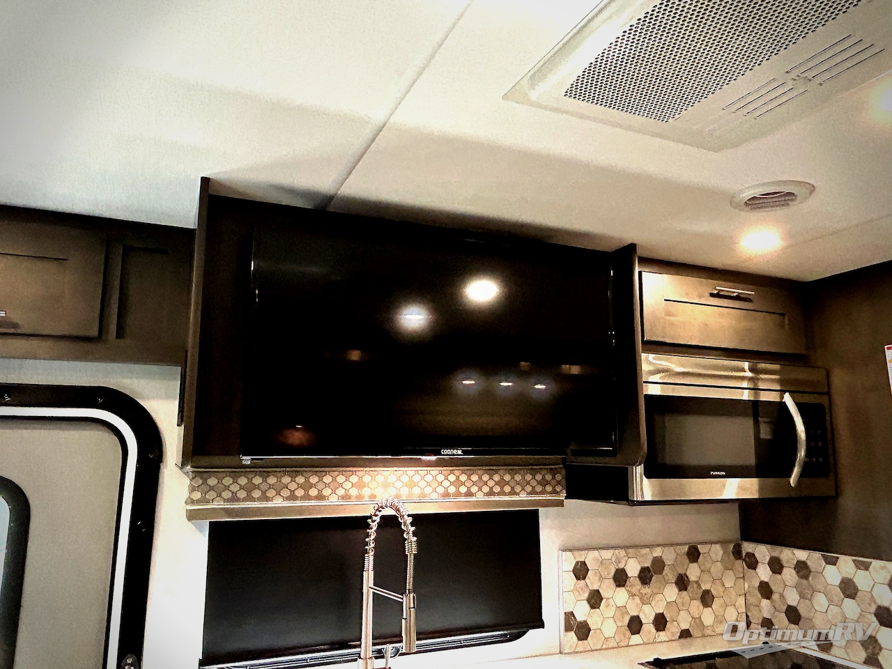2023 Forest River Georgetown 5 Series 36B5 Photo 11